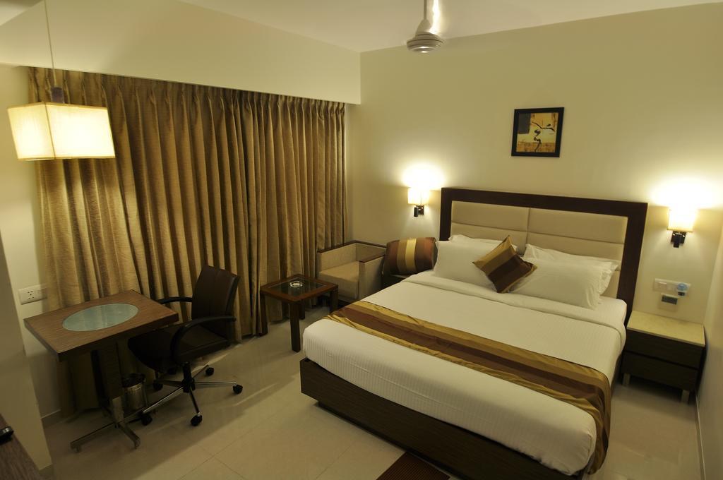Le Grande Residency -Unmarried Couples Are Not Allowed Ahmadabad Zewnętrze zdjęcie